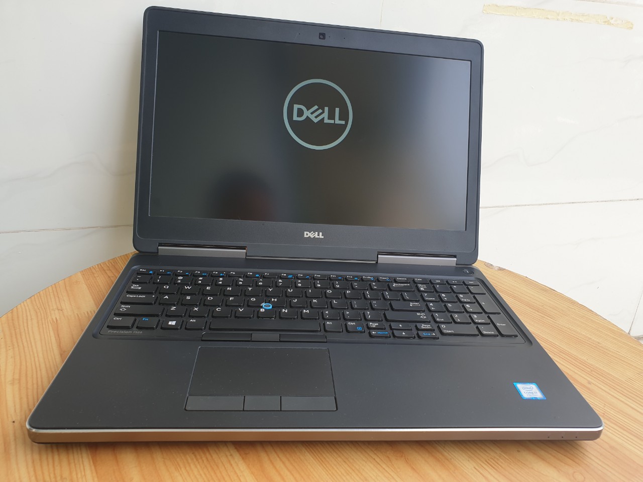 Dell precision 7520 обзор